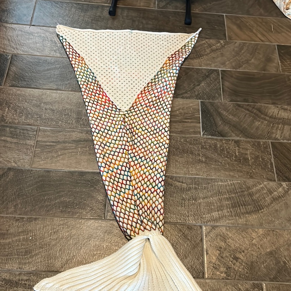 Mermaid tail blanket